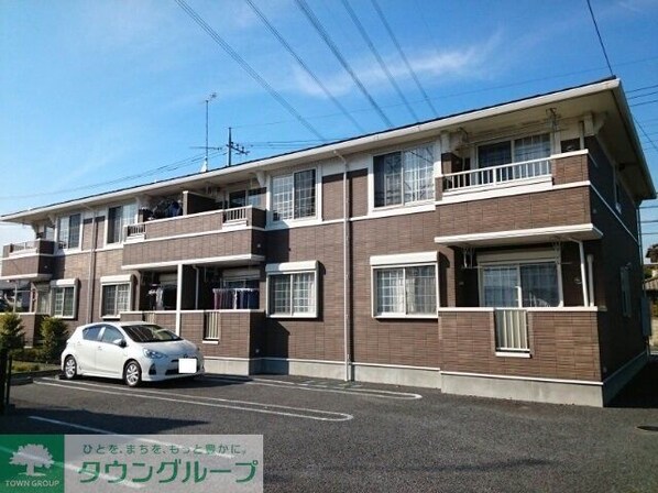 サン・ファーストAの物件外観写真